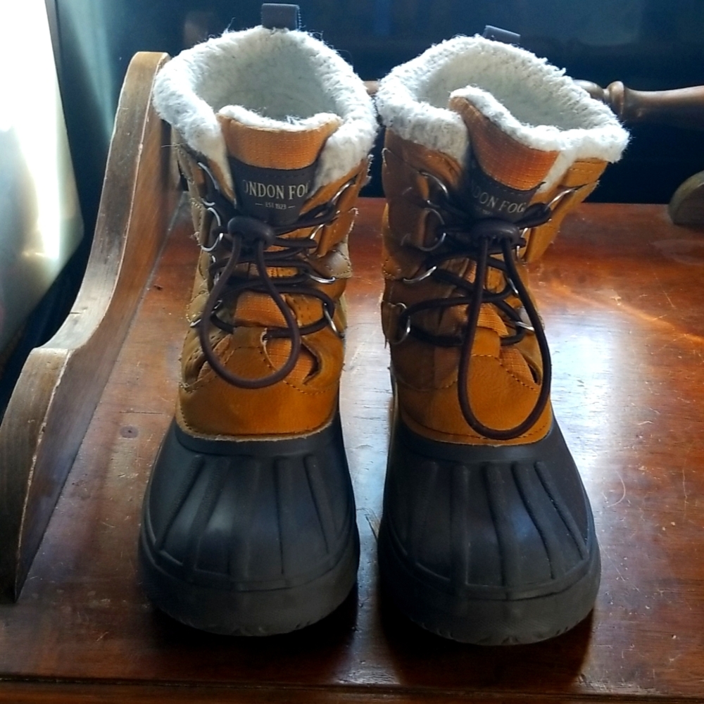London Fog Winter Boots